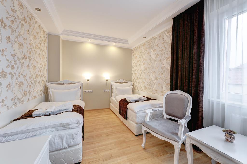 Boutique Hotel Diama Mratín Quarto foto